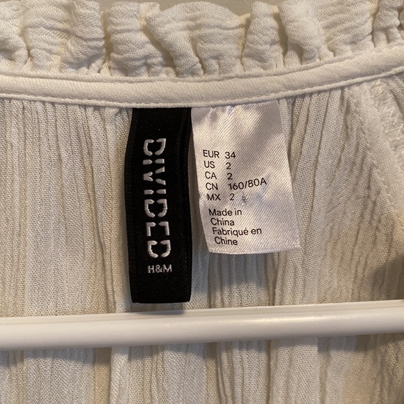 H&M white blouse - Picture 2 of 2